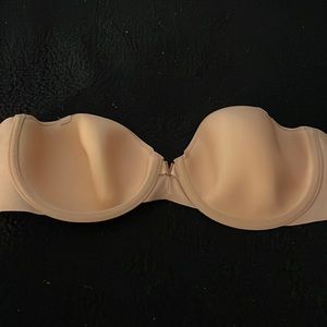 2 Gently used Victoria secret bras. One 36DD and one 34D